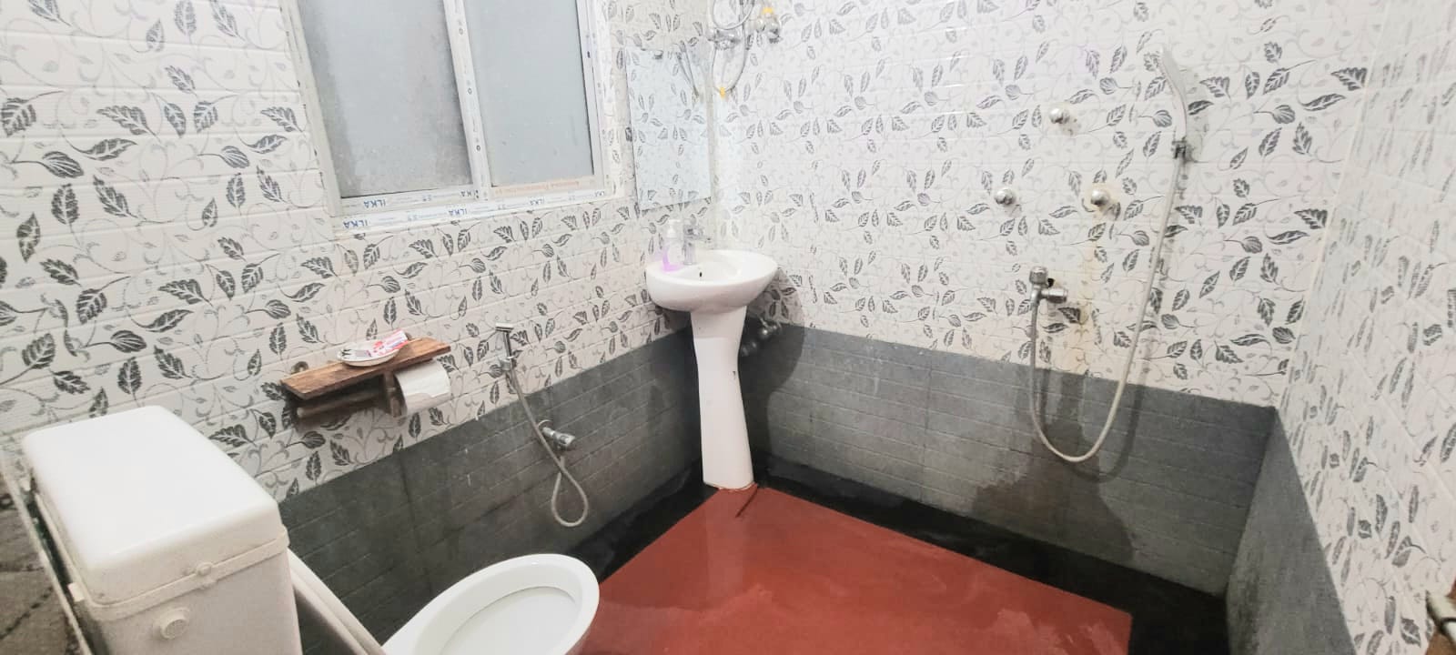 Sitara super deluxe AC room no 112