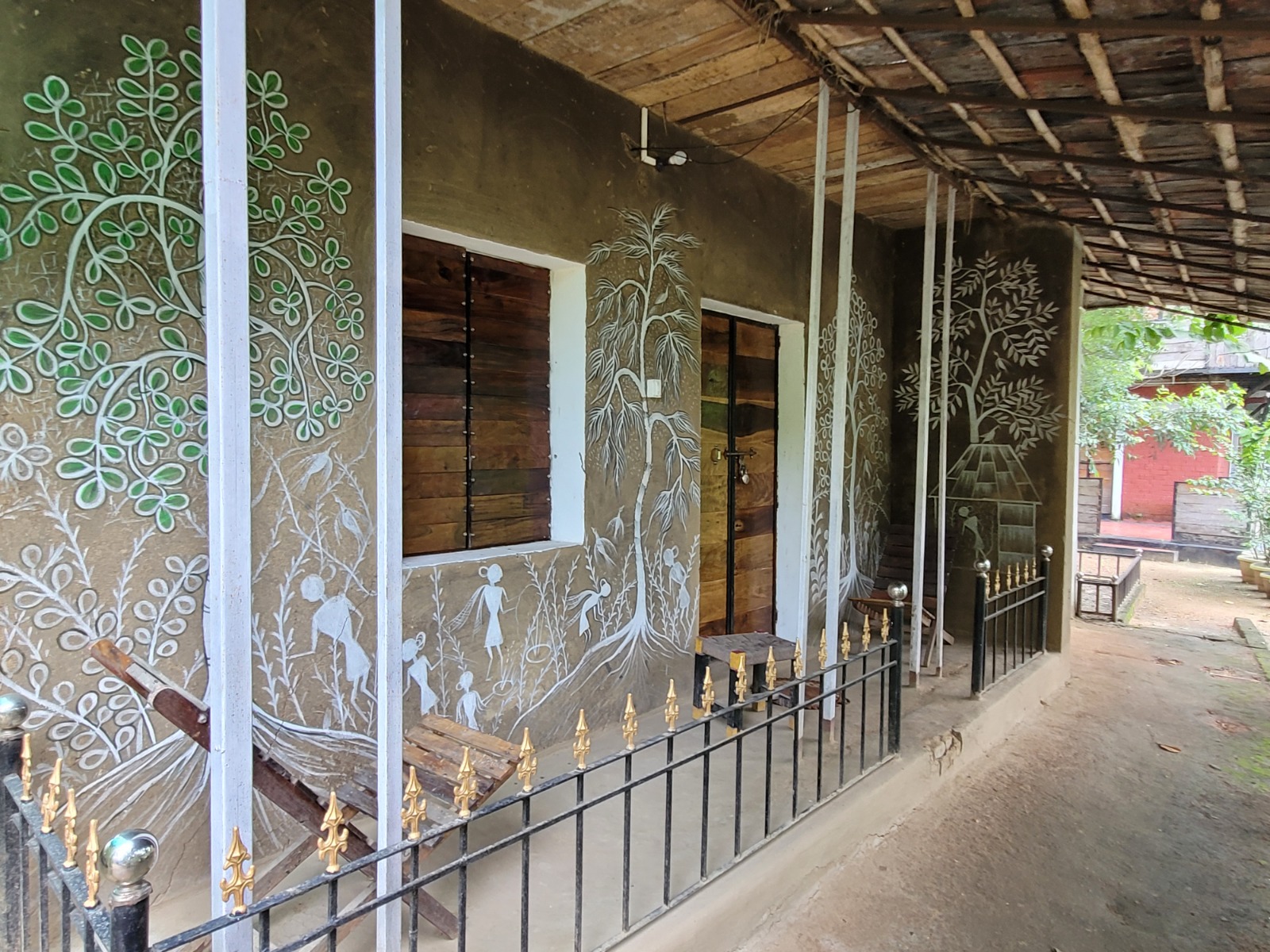 Mud House Non Ac no 114